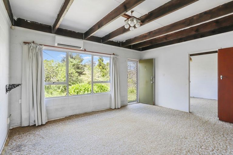 Photo of property in 1/22c Evans Road, Glen Eden, Auckland, 0602