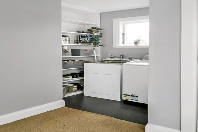 Photo of property in 37 Grey Street, Marton, 4710