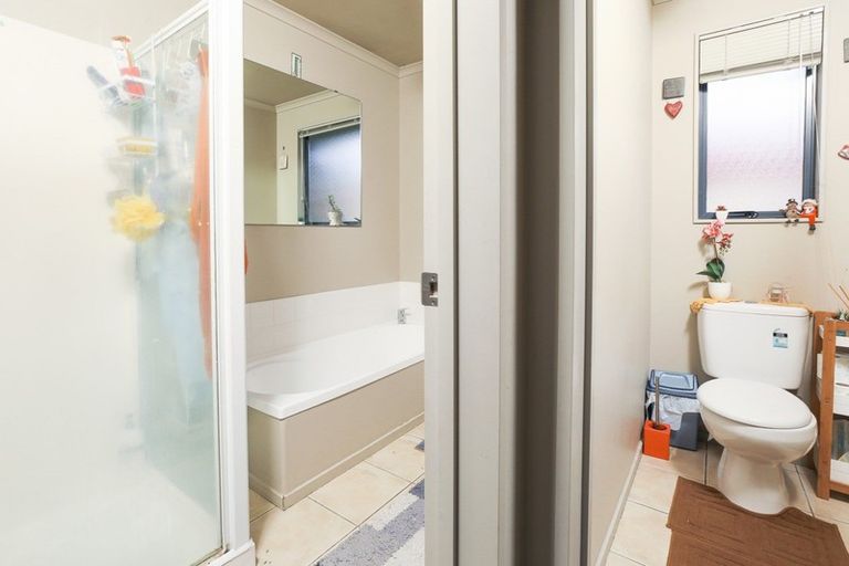 Photo of property in 3 Highbury Place, Nawton, Hamilton, 3200