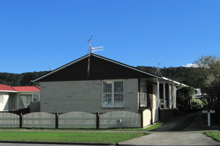 Photo of property in 49a Meremere Street, Wainuiomata, Lower Hutt, 5014