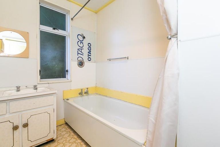 Photo of property in 33 Havelock Street, Mornington, Wellington, 6021