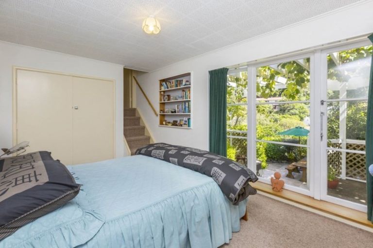 Photo of property in 135 Pinehaven Road, Pinehaven, Upper Hutt, 5019