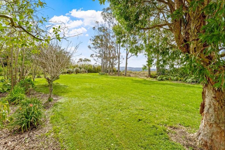 Photo of property in 145 Jones Road, Tawharanui Peninsula, Warkworth, 0986