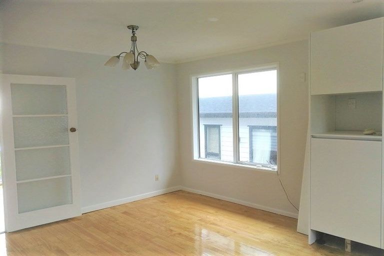 Photo of property in 74 Salamanca Road, Sunnynook, Auckland, 0620