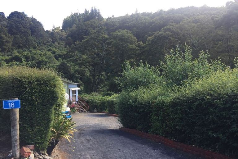 Photo of property in 16 Morepork Lane, Waipori Falls, Outram, 9073