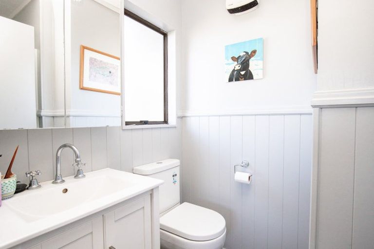 Photo of property in 22 Darlington Street, Ngatea, 3503