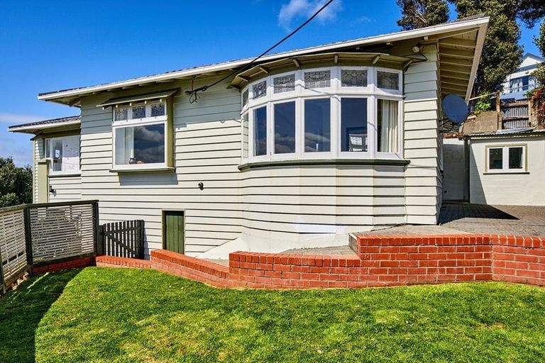 Photo of property in 50 Childers Terrace, Kilbirnie, Wellington, 6022