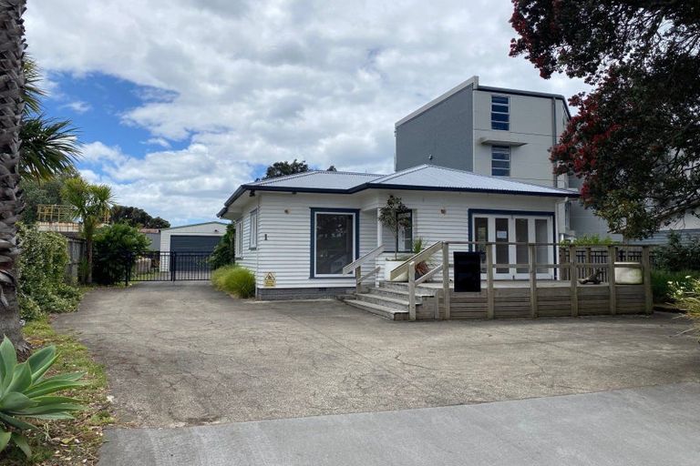 Photo of property in 1 Monk Street, Whitianga, 3510