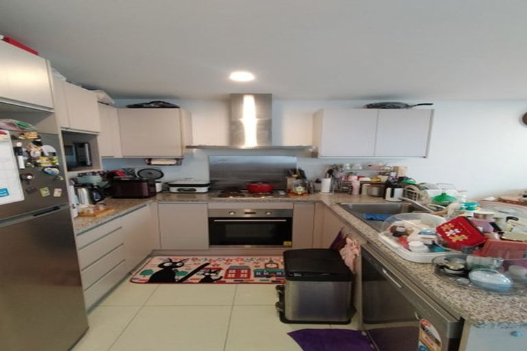 Photo of property in 12 Liam Place, Half Moon Bay, Auckland, 2012