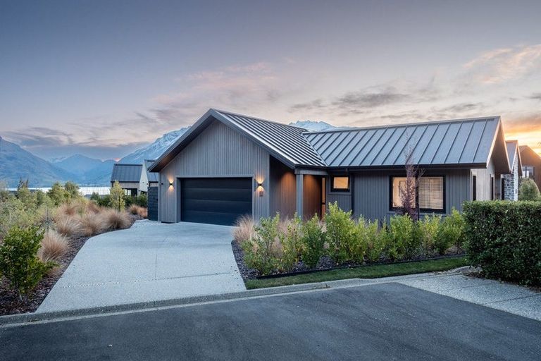 Photo of property in 64 Jacks Point Rise, Jacks Point, Queenstown, 9371