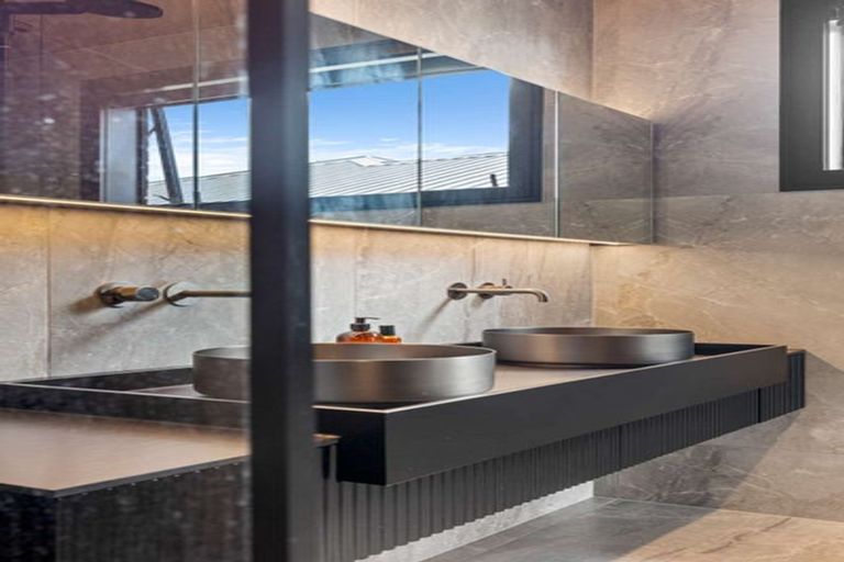 Photo of property in 293 Kitchener Road, Pukekohe, 2120