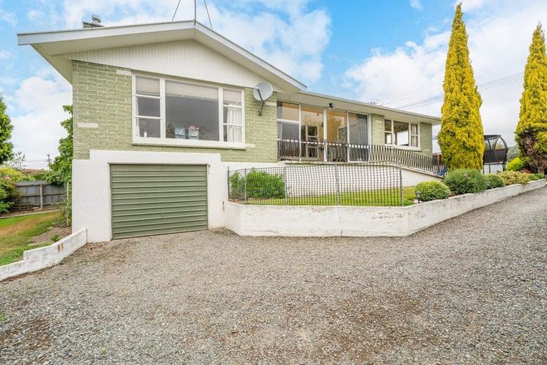 Photo of property in 61 Gleniti Road, Gleniti, Timaru, 7910