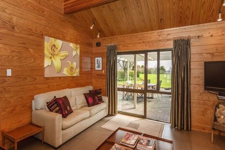 Photo of property in 71 Gellert Road, Karaka, Papakura, 2580