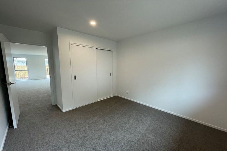 Photo of property in 137/2b Seaview Road, Westown, New Plymouth, 4310