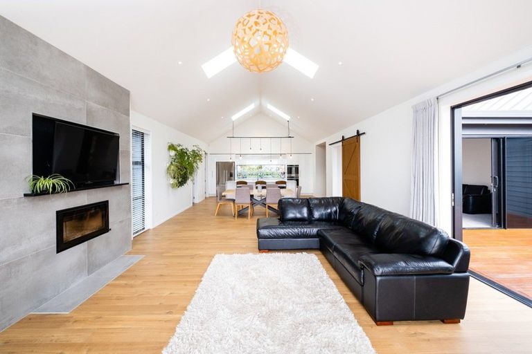 Photo of property in 40 Gummer Road, Havelock North, 4130