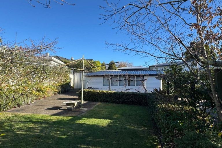 Photo of property in 48 Te Mata Road, Havelock North, 4130