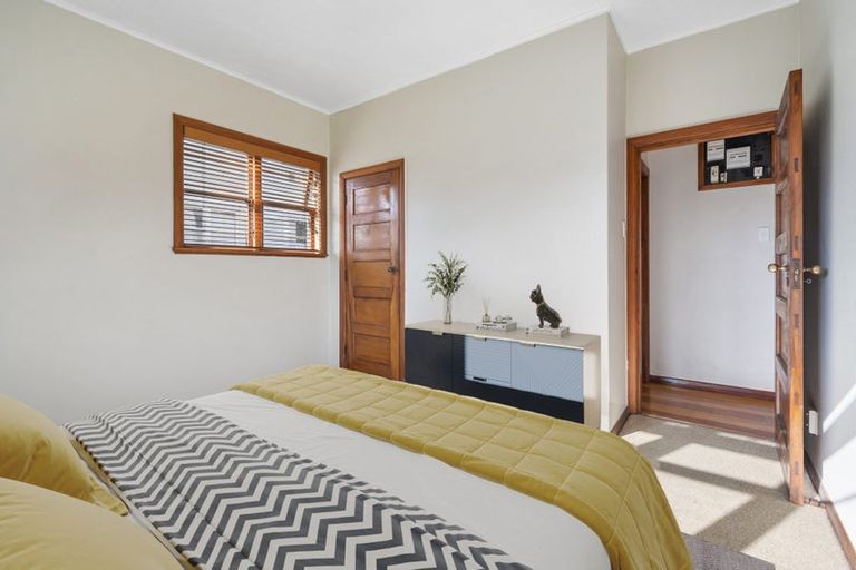 Photo of property in 90 Manson Street, Terrace End, Palmerston North, 4410