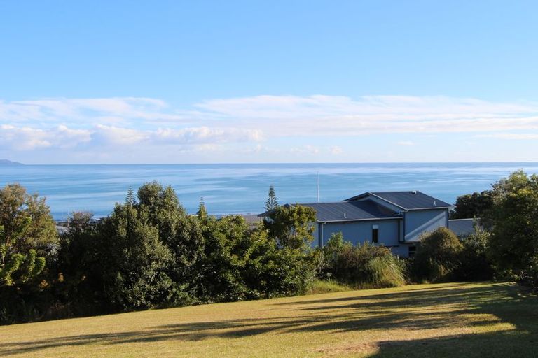 Photo of property in 65 Stratford Drive, Cable Bay, 0420