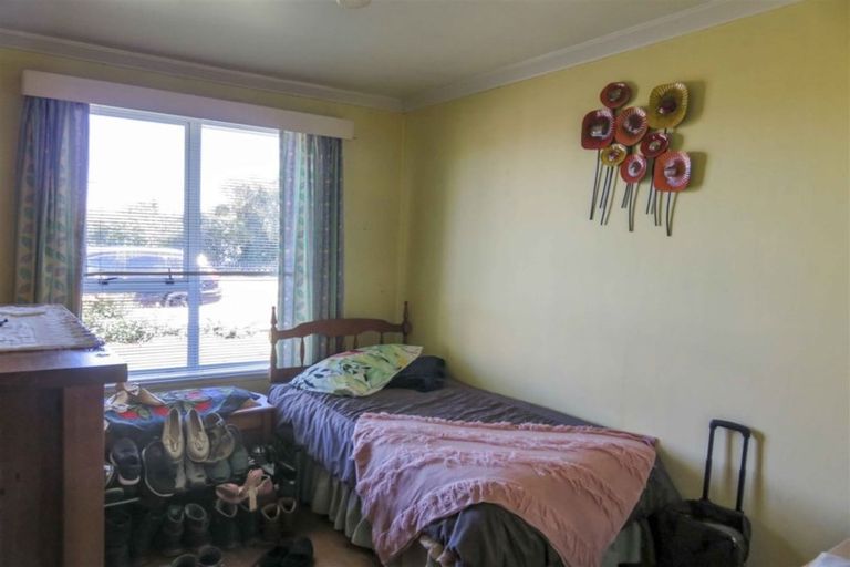 Photo of property in 73 Regent Street, Newfield, Invercargill, 9812