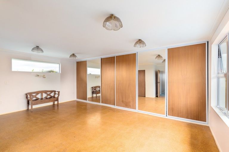 Photo of property in 3 Claydon Place, Dallington, Christchurch, 8061