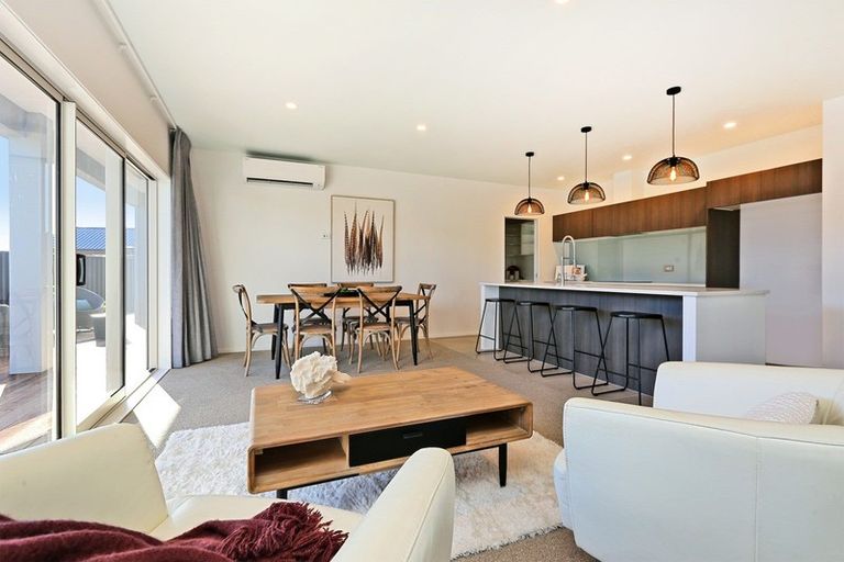 Photo of property in 9 Rich Rise, Havelock North, 4130