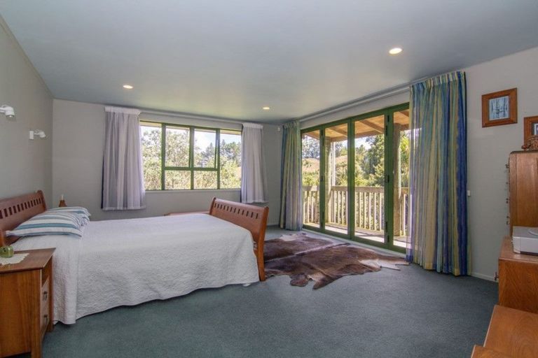 Photo of property in 156 Shanks Road, Helensville, 0875