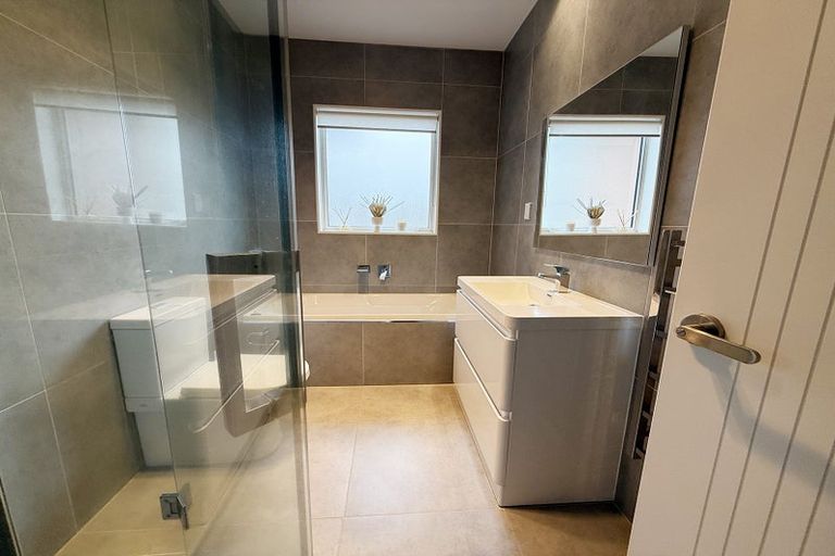 Photo of property in 33 Castlebane Drive, Flat Bush, Auckland, 2019