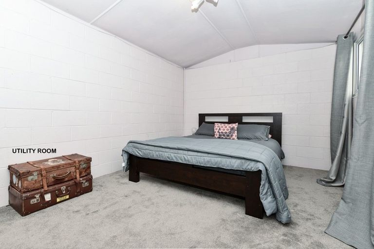 Photo of property in 15 Rutherford Street, Chedworth, Hamilton, 3210