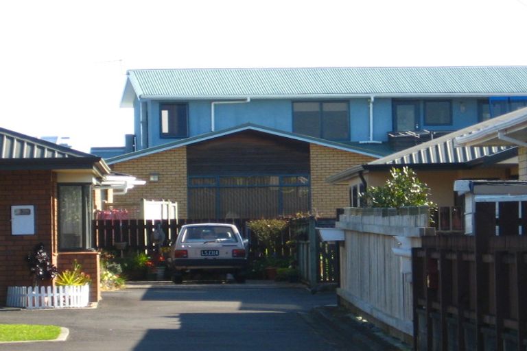 Photo of property in 42a Sanders Avenue, Westown, New Plymouth, 4310