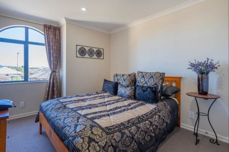 Photo of property in 11 Trusham Court, Paraparaumu, 5032