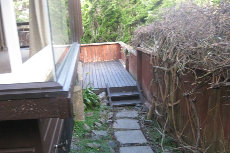 Photo of property in 2/27 Macdonald Crescent, Te Aro, Wellington, 6011