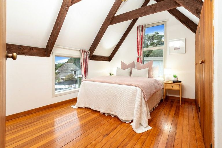 Photo of property in 3 Glamorgan Street, Northland, Wellington, 6012