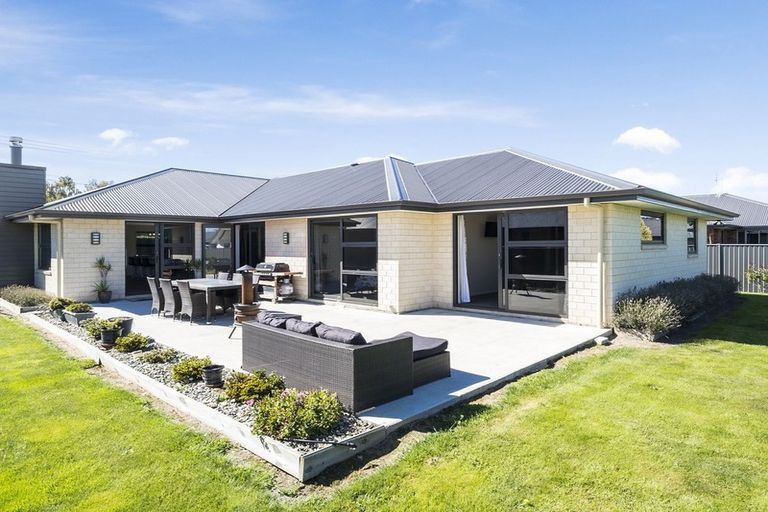 Photo of property in 187 Wingatui Road, Mosgiel, 9024