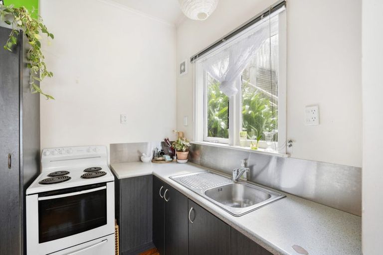 Photo of property in 108 Maida Vale Road, Roseneath, Wellington, 6011