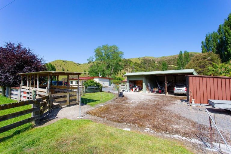Photo of property in 1036 State Highway 4, Parikino, Wanganui, 4573