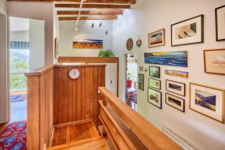 Photo of property in 4 Huntleigh Park Way, Ngaio, Wellington, 6035