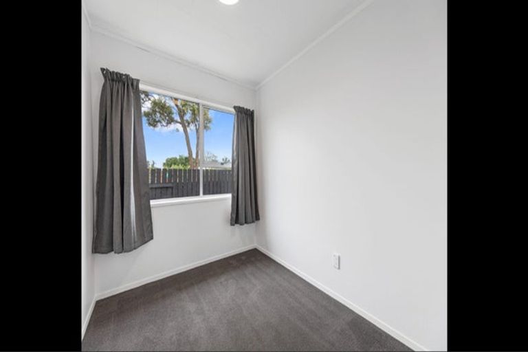 Photo of property in 2a Moorea Place, Mount Maunganui, 3116