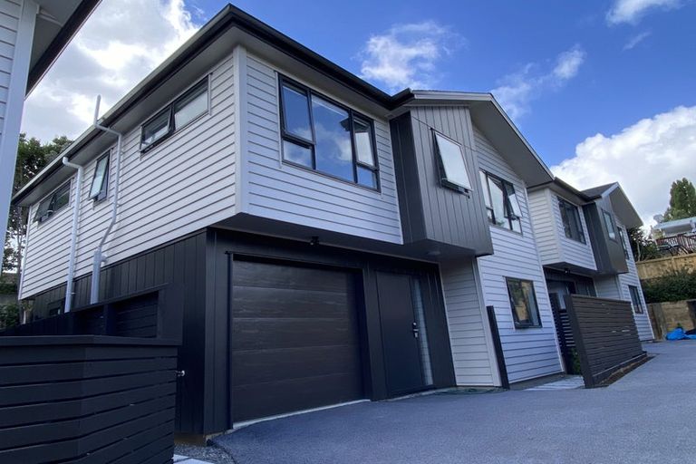 Photo of property in 24c Eban Avenue, Hillcrest, Auckland, 0627