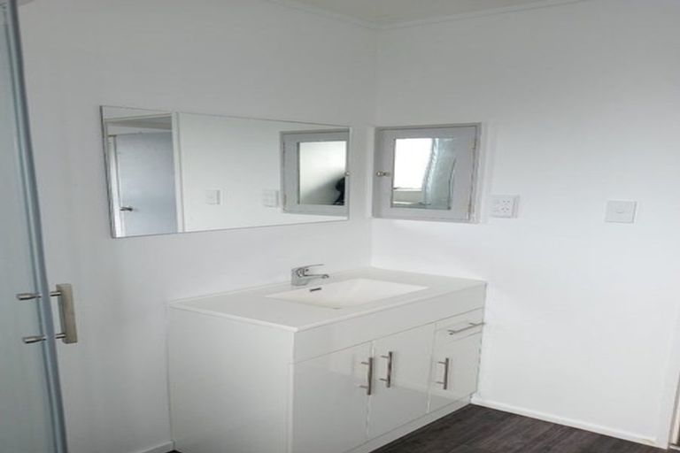 Photo of property in 9/781 Fergusson Drive, Elderslea, Upper Hutt, 5018