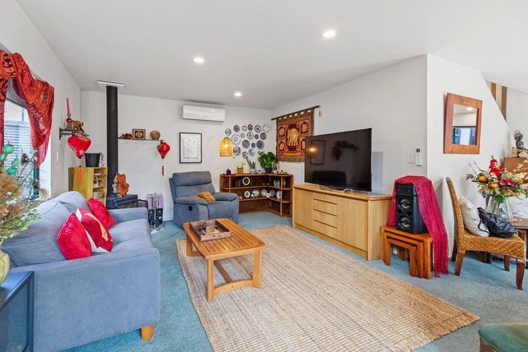 Photo of property in 85a Oceanbeach Road, Mount Maunganui, 3116