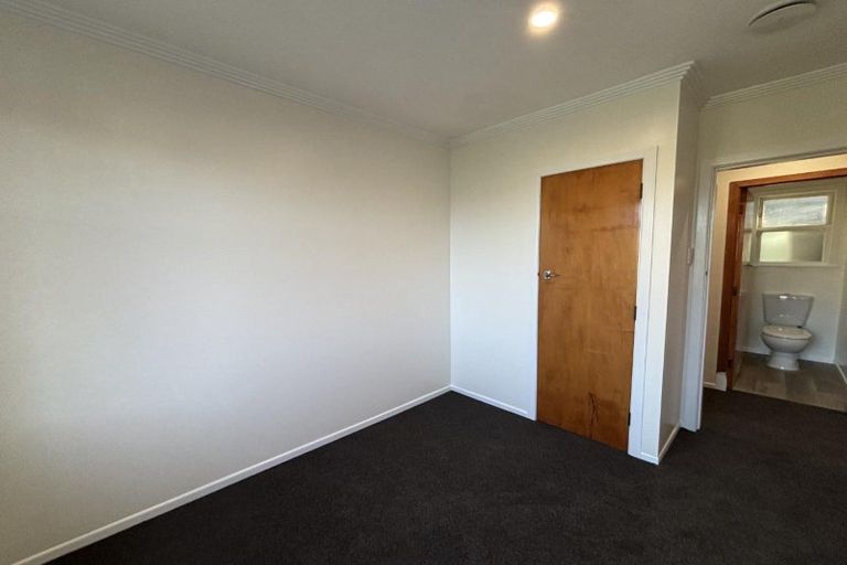 Photo of property in 8 Kuaka Place, Castlecliff, Whanganui, 4501