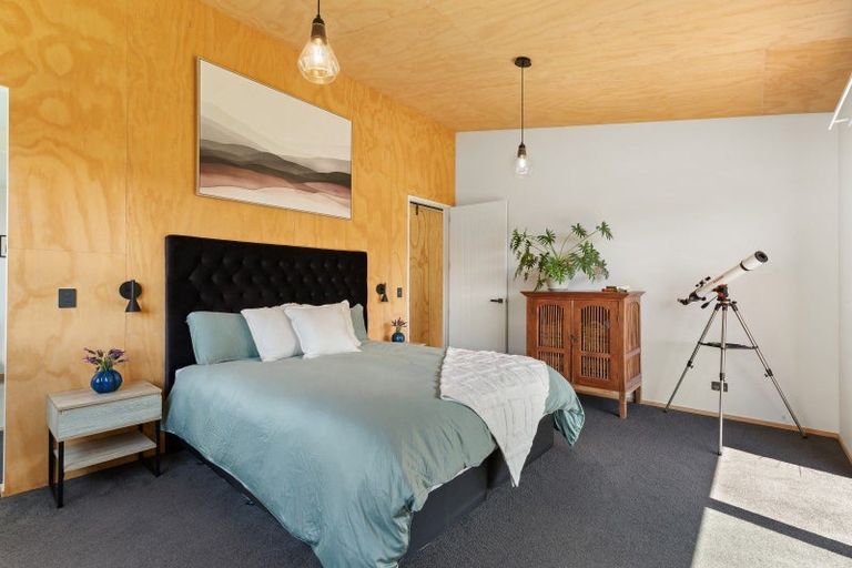 Photo of property in 5 Lakefield Close, Kingston, Athol, 9793