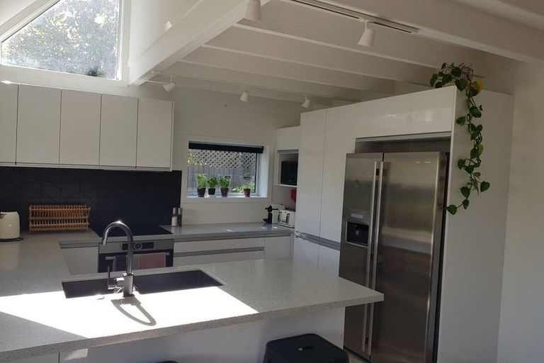 Photo of property in 98a Memorial Avenue, Ilam, Christchurch, 8053