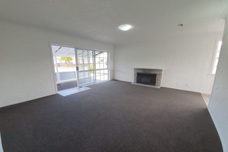 Photo of property in 31 Belgrave Place, Papakura, 2110