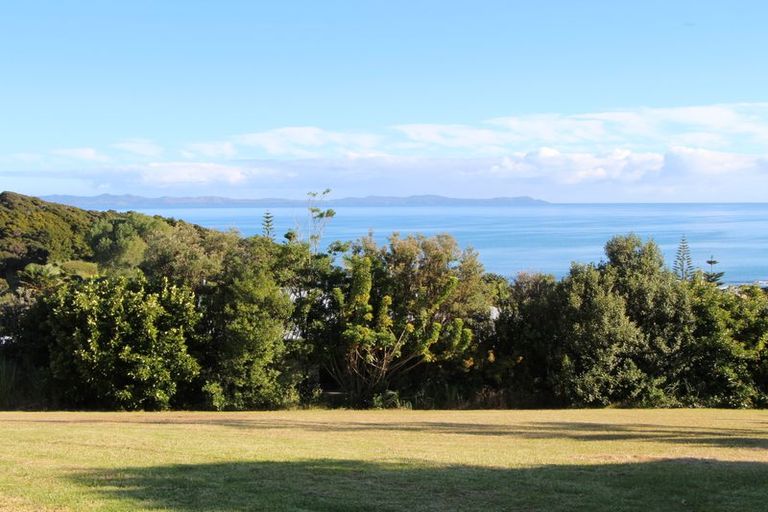 Photo of property in 65 Stratford Drive, Cable Bay, 0420