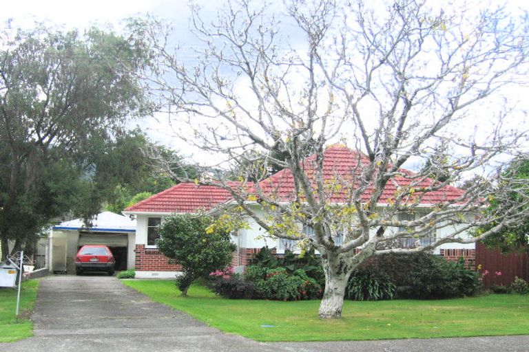Photo of property in 3 Rosina Street, Clouston Park, Upper Hutt, 5018