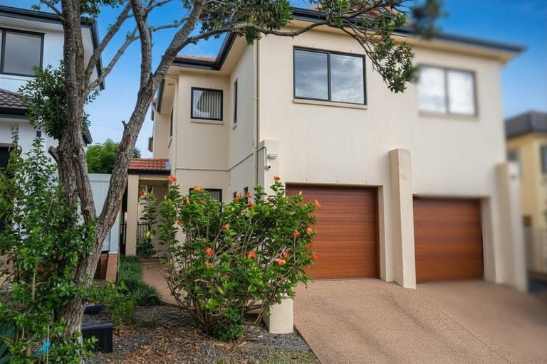 Photo of property in 10 Trimaran Drive, Gulf Harbour, Whangaparaoa, 0930