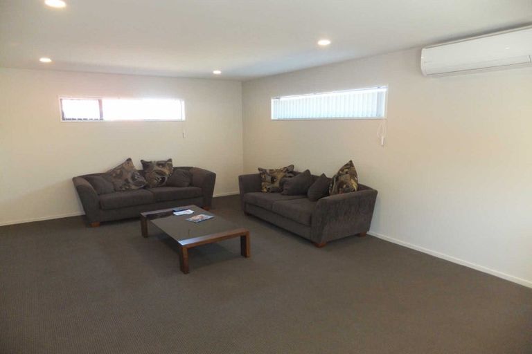 Photo of property in 2 Janet Street, Upper Riccarton, Christchurch, 8041