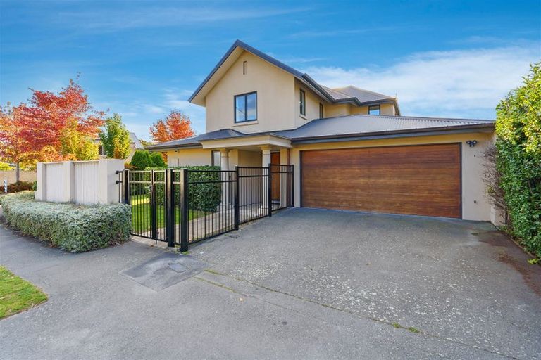 Photo of property in 2 Westburn Terrace, Burnside, Christchurch, 8041