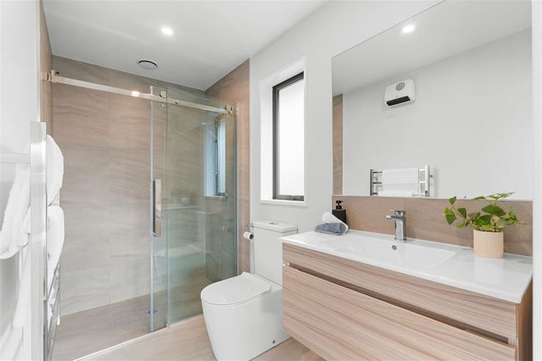 Photo of property in 17 Allied Road, Halswell, Christchurch, 8025